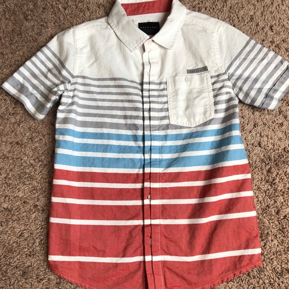 Boys Sean John NWOT shortsleeve button down shirt
